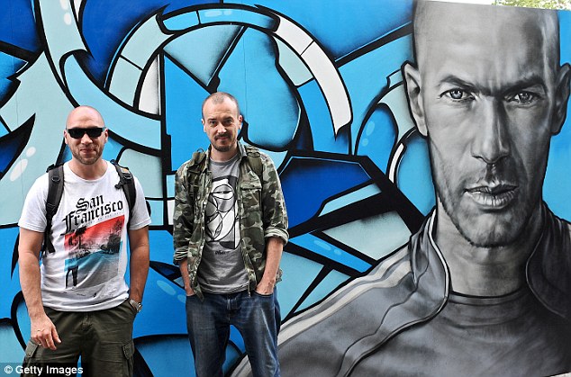 11 cầu thủ vĩ đại nhất lịch sử Euro qua nét vẽ nghệ thuật graffiti - Ảnh 8.