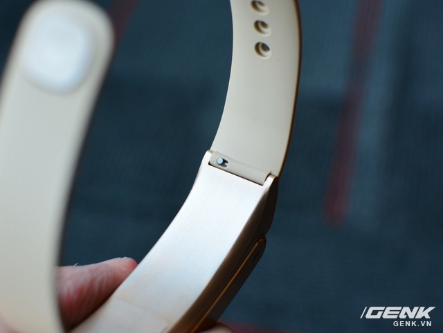 Vòng đeo tay Huawei TalkBand B2: theo dõi sức khỏe, kiêm luôn tai nghe không dây - Ảnh 13.