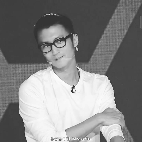 Những ng&ocirc;i sao con nh&agrave; n&ograve;i: Người vượt qua c&aacute;i b&oacute;ng của cha mẹ, kẻ be b&eacute;t v&igrave; scandal - Ảnh 14.