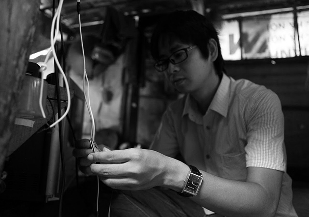 Chiều hè theo chân anh Cường chậu đỏ đi sửa cột điện gió - Ảnh 16.