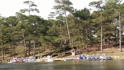 Đ&igrave;nh chỉ du lịch thể thao mạo hiểm ở nhiều hồ, th&aacute;c - Ảnh 2.