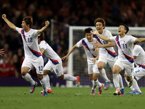 Th&aacute;i Lan đề nghị được đăng cai World Cup - Ảnh 2.