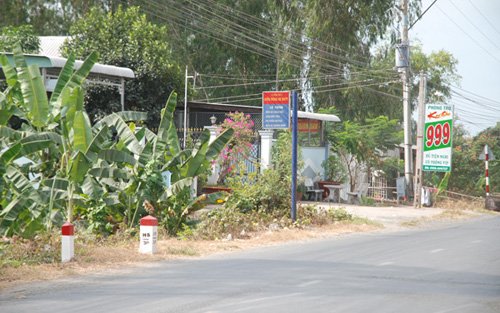 Hàng loạt thiếu nữ miền Tây ngoan hiền đột nhiên mất tích - Ảnh 2. Hàng loạt thiếu nữ miền Tây ngoan hiền đột nhiên mất tích - Ảnh 2.