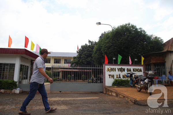 Bàng hoàng phát hiện suốt 3 năm nuôi nhầm con của 1 gia đình ở cách nhà mình 5 km - Ảnh 2.