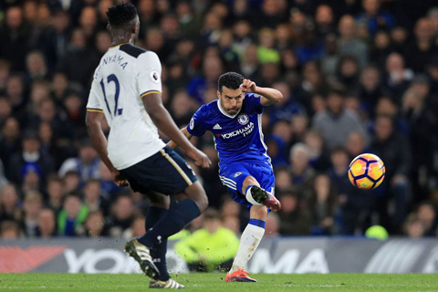 Pedro, khoảnh khắc thiên tài xoay chuyển derby London - Ảnh 4.