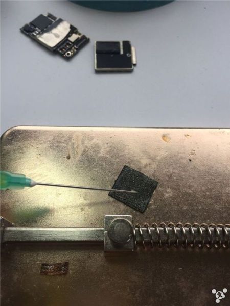 Người ta đã dựng một chiếc iPhone 6 từ nát bươm thành mới cứng như thế nào? - Ảnh 20.