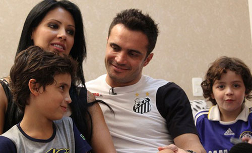 Dị nhân Falcao và tình yêu đẹp như cổ tích - Ảnh 3.