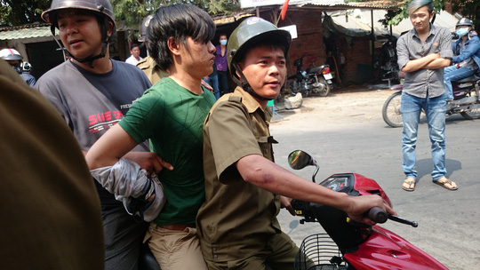 Nữ sinh viên quật ngã tên trộm xe máy ở làng Đại học - Ảnh 3.