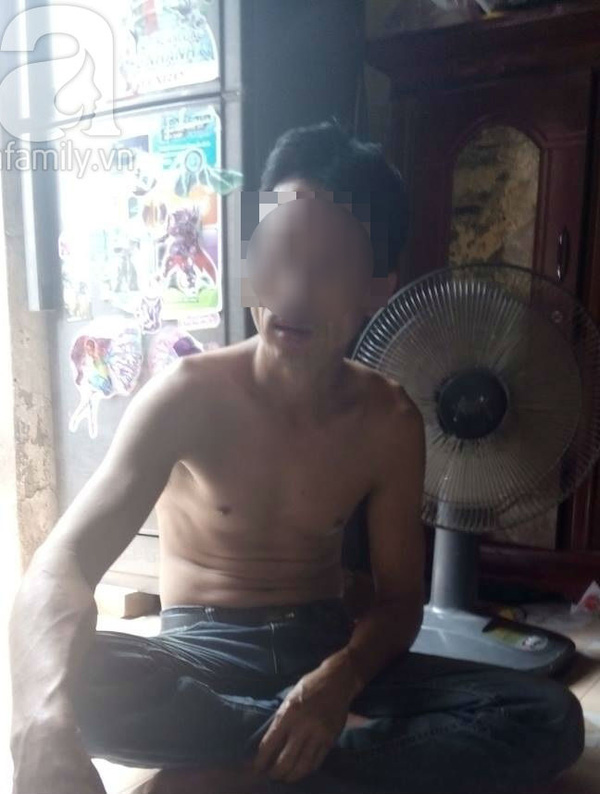 Đối tượng có hình xăm con bọ cạp liên tiếp giở trò đồi bại với nữ sinh tiểu học - Ảnh 3.