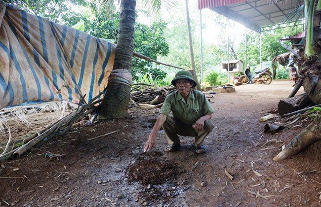 Hai anh em bị giết, uất nghẹn đám tang không di ảnh - Ảnh 3.