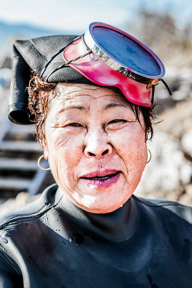 Gặp gỡ những nàng tiên cá 70 tuổi cuối cùng của Hàn Quốc - Ảnh 5.