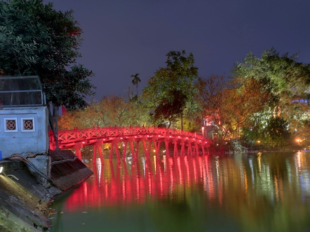 H&agrave; Nội cổ k&iacute;nh bỗng chốc thu b&eacute; lại trong một chiếc ống k&iacute;nh - Ảnh 5.
