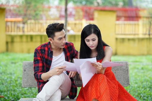 Đông Nhi và Isaac khép lại một năm thành công với MV mừng xuân - Ảnh 7.