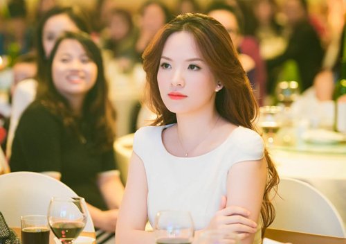 Đang ở đỉnh cao sự nghiệp, các MC này nghỉ việc ở VTV để làm gì? - Ảnh 9. Đang ở đỉnh cao sự nghiệp, các MC này nghỉ việc ở VTV để làm gì? - Ảnh 9.