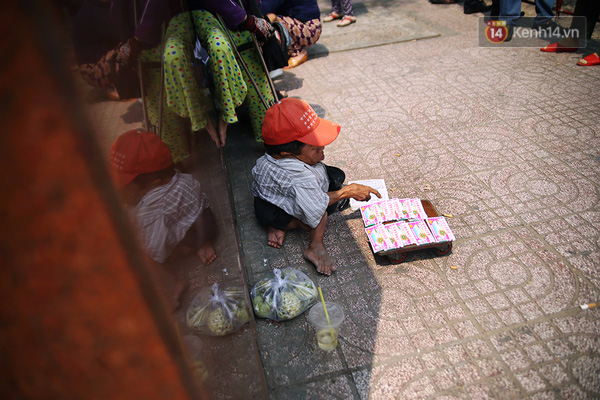 Anh em sọ dừa 15 năm nương tựa nhau b&aacute;n v&eacute; số mưu sinh ở S&agrave;i G&ograve;n - Ảnh 9.