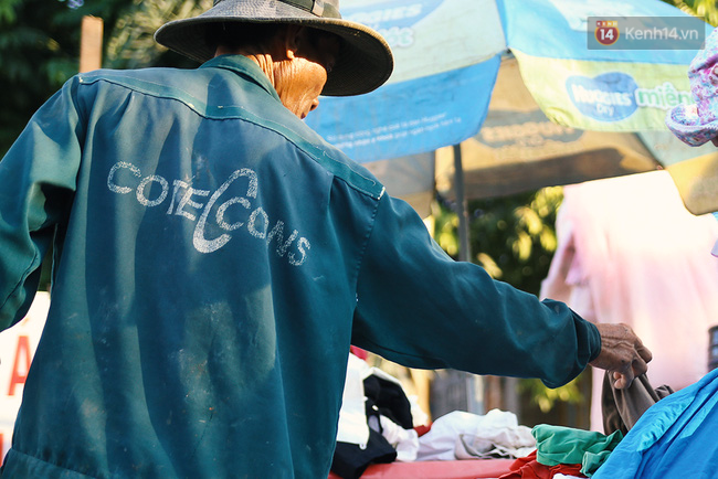 Sau những món đồ trị giá 2.000 đồng, Sài Gòn lại có cửa hàng quần áo miễn phí cho người nghèo - Ảnh 6.