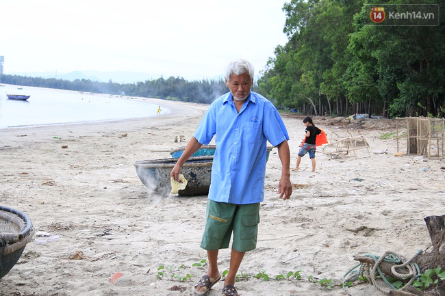 Ông bụt suốt 6 năm nhặt rác không công trên bãi biển Đà Nẵng - Ảnh 7.