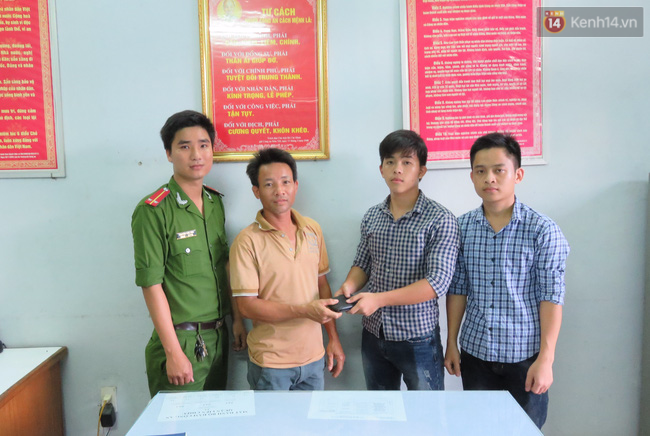 Đà Nẵng: Hai sinh viên trả lại của rơi cho người đánh mất - Ảnh 1.