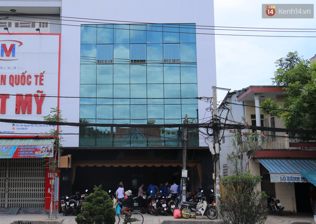 Th&iacute; sinh v&agrave; phụ huynh được ăn cơm, nghỉ trưa miễn ph&iacute; tại ph&ograve;ng m&aacute;y lạnh ở Đ&agrave; Nẵng - Ảnh 2.
