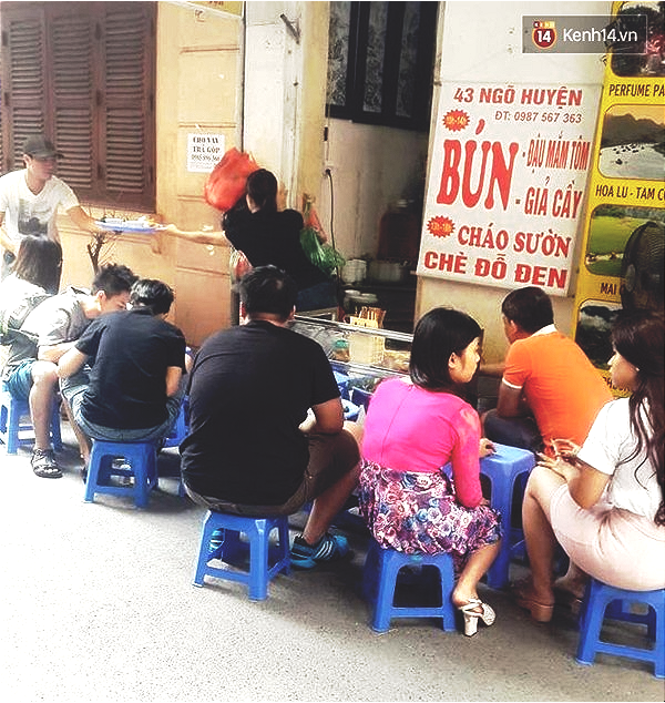 Bún đậu mắm tôm: Hà Nội chỉ ăn buổi trưa, Sài Gòn ăn cả đêm cả ngày - Ảnh 4.