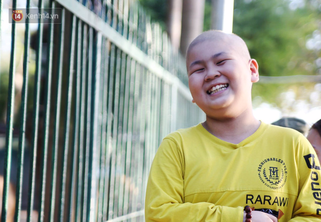 Cậu bé ung thư mơ ước làm CSGT ở Đà Nẵng: Vĩnh biệt người bạn nhỏ kiên cường! - Ảnh 2.
