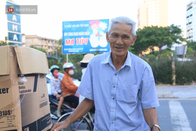 Chiếc xe đặc biệt của ông cụ gần 80 tuổi, người Đà Nẵng nào nhìn thấy trên phố cũng ấm lòng! - Ảnh 11.