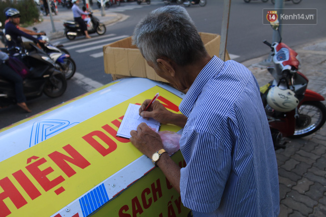 Chiếc xe đặc biệt của ông cụ gần 80 tuổi, người Đà Nẵng nào nhìn thấy trên phố cũng ấm lòng! - Ảnh 9.
