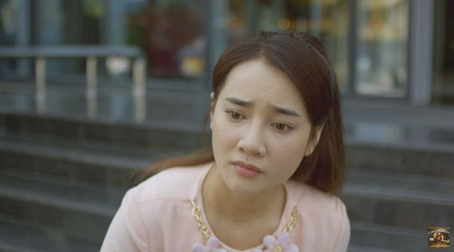 Linh (Nh&atilde; Phương) nắm tay Phong (Mạnh Trường) trước mặt Junsu (Kang Tae Oh) - Ảnh 5.