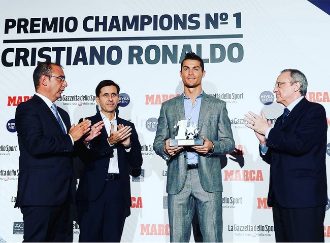 Ronaldo hãnh diện tự nhận mình hay nhất thế giới - Ảnh 1.