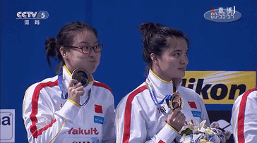 Kh&ocirc;ng xinh đẹp nhưng c&ocirc; g&aacute;i n&agrave;y vẫn hot nhất Olympic v&igrave; những biểu cảm kh&oacute; đỡ - Ảnh 1.