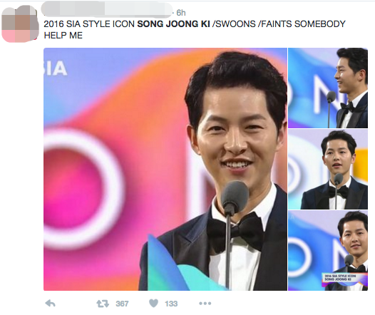 Mê mệt với clip Song Joong Ki quá đẹp trai khi nhận giải tại SIA 2016 - Ảnh 9.