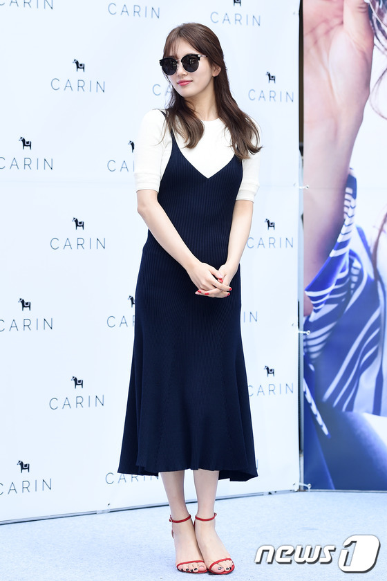 Tóc rối bời tự nhiên, Suzy lại tiếp tục xinh đẹp “gây thương nhớ” - Ảnh 2.