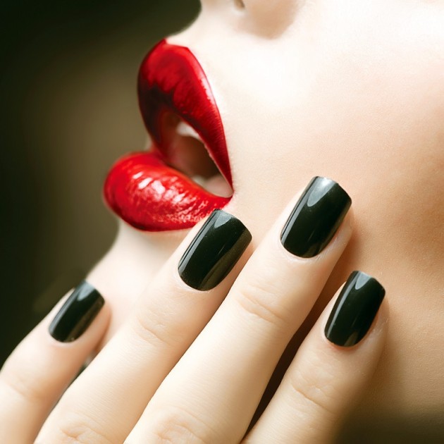 Sự thật bất ngờ ẩn giấu dưới chiếc m&oacute;ng tay của bạn - Ảnh 4.
