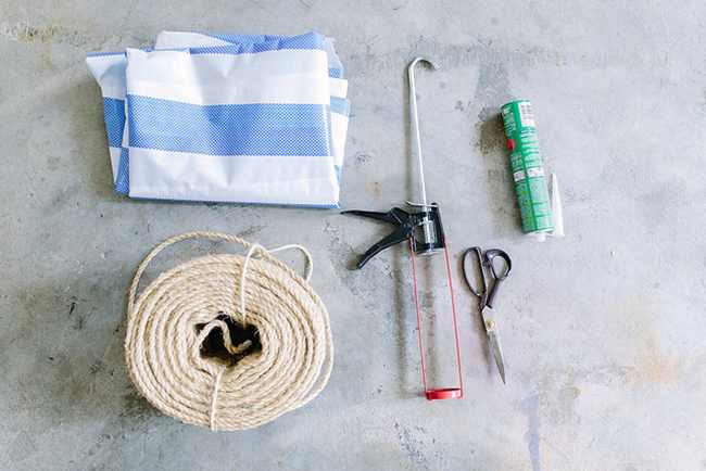 Học c&aacute;ch cuốn d&acirc;y thừng th&agrave;nh thảm trong t&iacute;ch tắc - Ảnh 1.