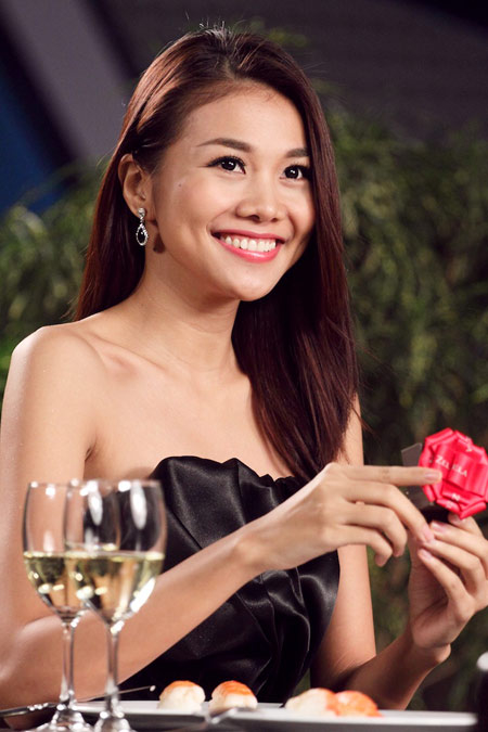 Những Hoa hậu, Á hậu càng lớn tuổi càng đẹp mặn mà của showbiz Việt - Ảnh 18.