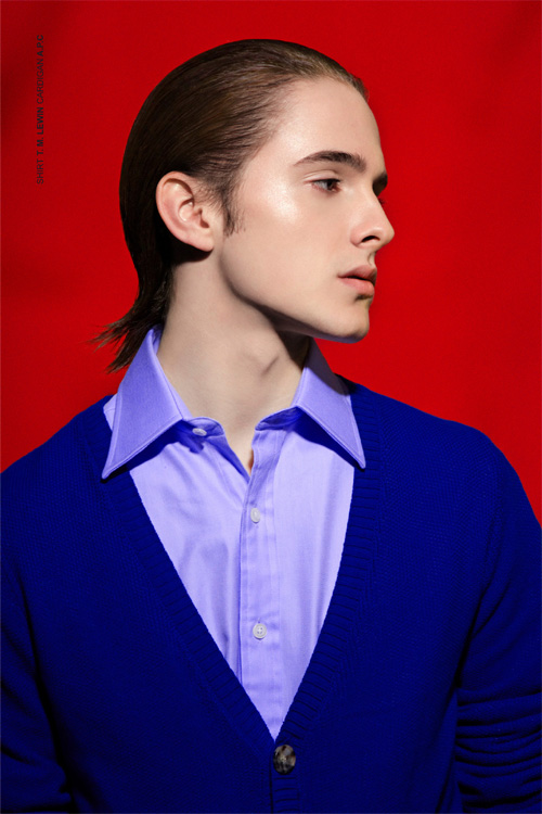 Ngắm loạt ảnh n&agrave;y đi, bạn sẽ phải m&ecirc; mẩn vẻ đẹp của em trai Emma Watson - Ảnh 17.