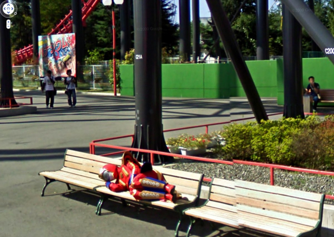 Ngắm những khoảnh khắc ngẫu nhiên được chụp bởi camera tự động của Google - Ảnh 2.