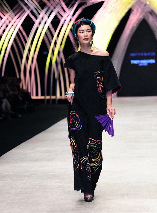 Tuần lễ thời trang quốc tế Việt Nam: Bỏ lỡ những điều này thì quả là phí! - Ảnh 5.