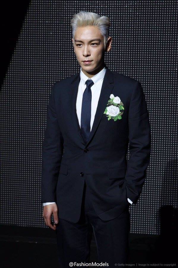 T.O.P (Big Bang) làm náo loạn show diễn thời trang nam của Dior - Ảnh 5.