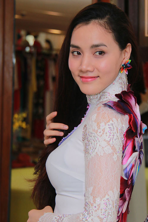 Trang Nhung duy&ecirc;n d&aacute;ng trong &aacute;o d&agrave;i cưới  - Ảnh 4.