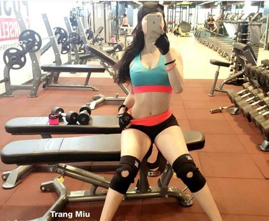 Con g&aacute;i Việt cũng đầy c&ocirc; n&agrave;ng sở hữu bụng một khe si&ecirc;u sexy v&agrave; khỏe khoắn - Ảnh 4.