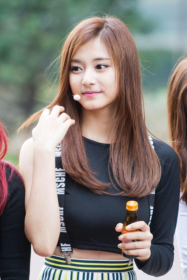 Thiếu son phấn, th&agrave;nh vi&ecirc;n xinh nhất nh&oacute;m Twice khiến fan kh&ocirc;ng nhận ra - Ảnh 7.