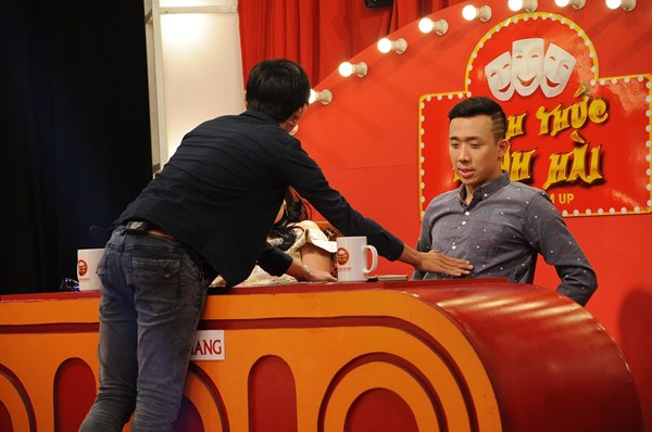 Mu&ocirc;n v&agrave;n cảm x&uacute;c kh&oacute; đỡ của gi&aacute;m khảo c&aacute;c show thực tế năm qua - Ảnh 32.