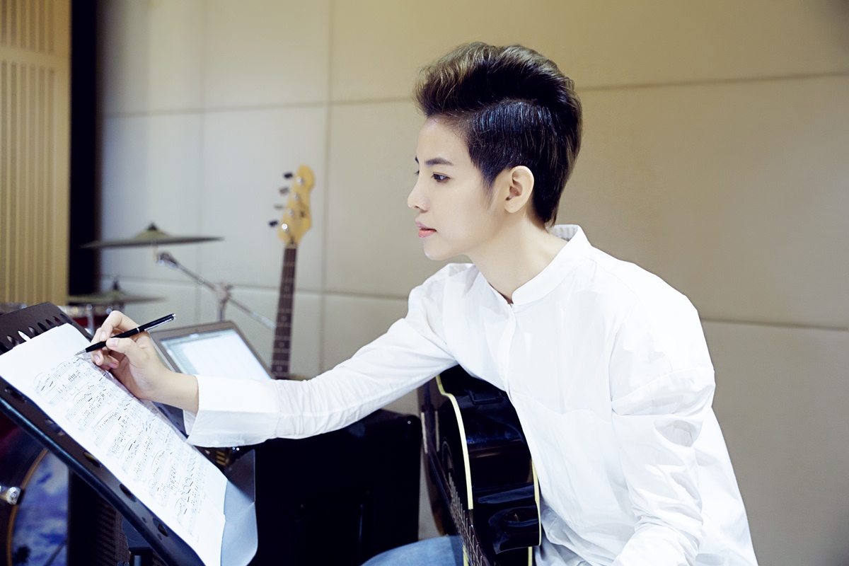 v c t t ng t a m v nh h ng khuy n t t p l m quen v c t t ng t a m v nh h ng khuy n t t p l m quen