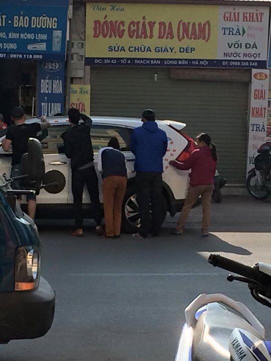 Xế sang bóc tha thu sau trận thua đau của ĐT Việt Nam - Ảnh 2.