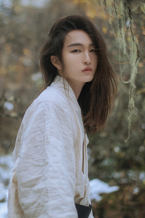 Vẻ ngoài khác biệt của loạt mỹ nam Hàn lúc tóc dài khi tóc ngắn