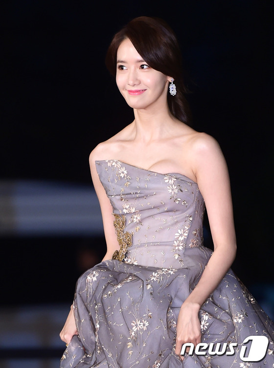 Thảm đỏ Asia Artist Awards: Chi Pu nổi bật, Yoona o ép vòng một bên nữ thần Suzy - Ảnh 15.