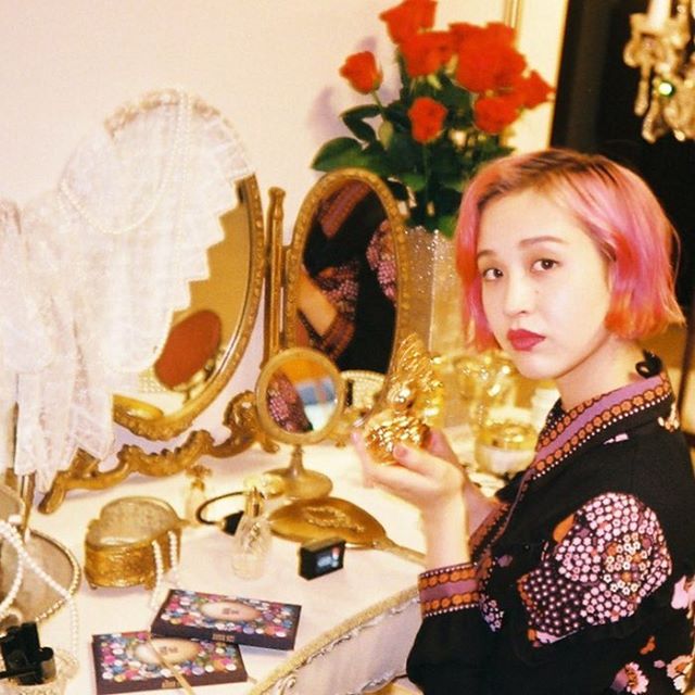 Bạn gái cũ G-Dragon Kiko Mizuhara khoe em ruột vừa cá tính, vừa xinh xắn đáng yêu  - Ảnh 12.