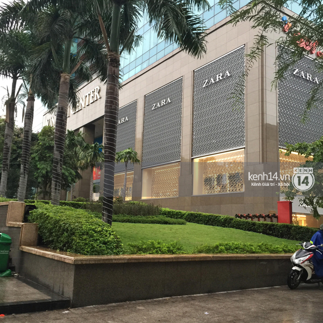 Chùm ảnh: Store Zara ở Sài Gòn đã sẵn sàng cho sáng mai khai trương chính thức! - Ảnh 11.