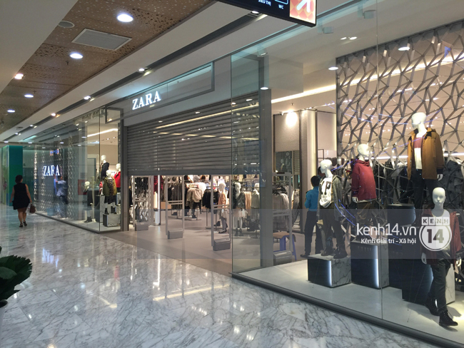 Chùm ảnh: Store Zara ở Sài Gòn đã sẵn sàng cho sáng mai khai trương chính thức! - Ảnh 17.